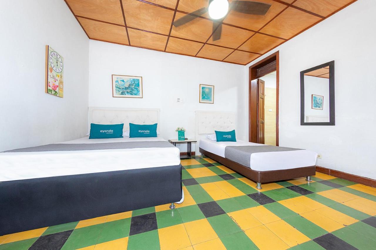 Sarayu House Hotel Medellin Bagian luar foto