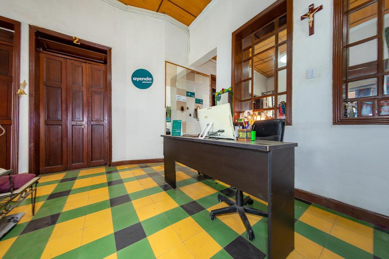 Sarayu House Hotel Medellin Bagian luar foto