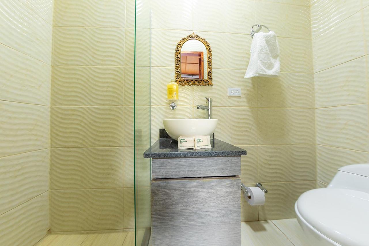 Sarayu House Hotel Medellin Bagian luar foto
