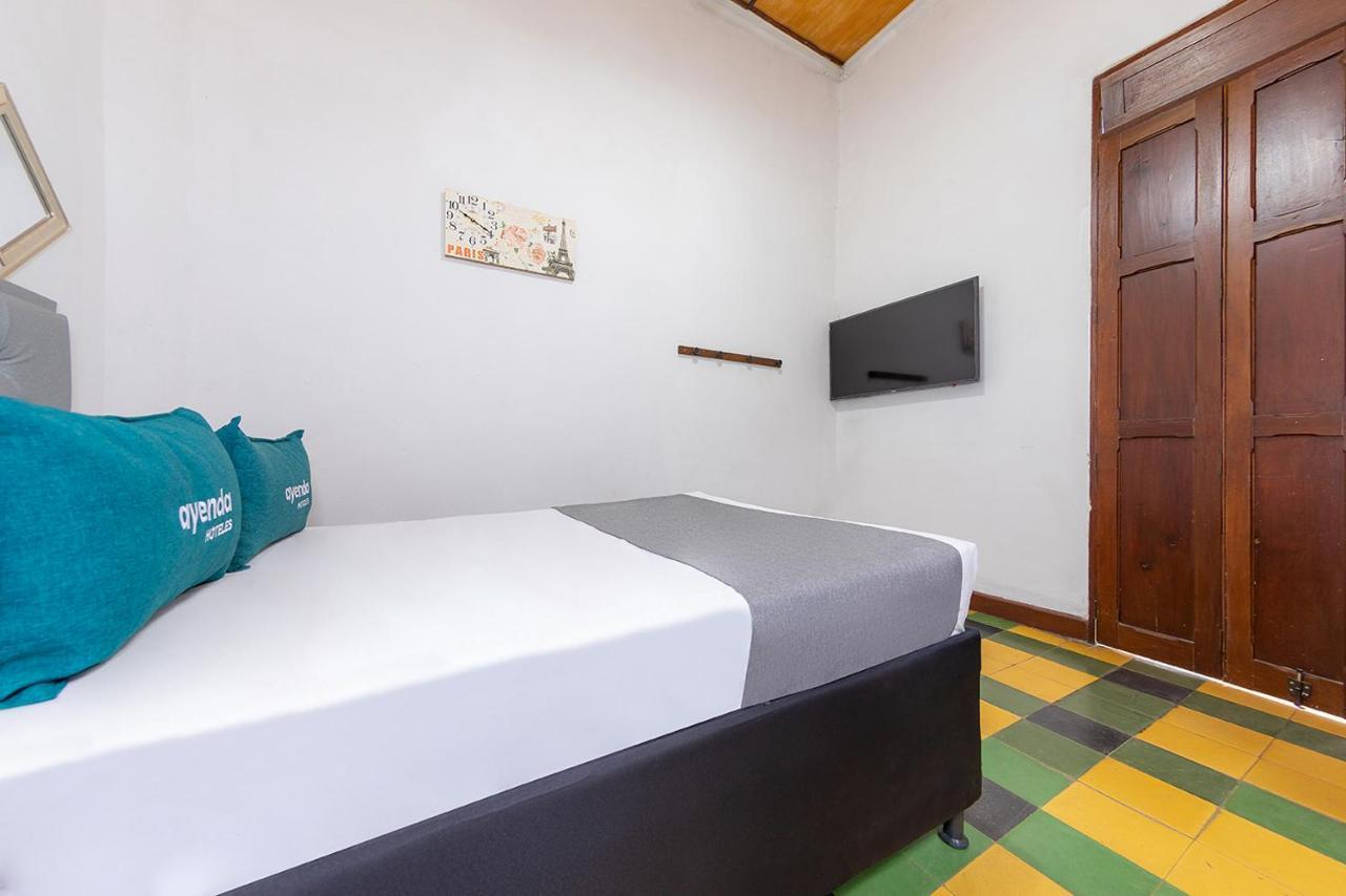 Sarayu House Hotel Medellin Bagian luar foto